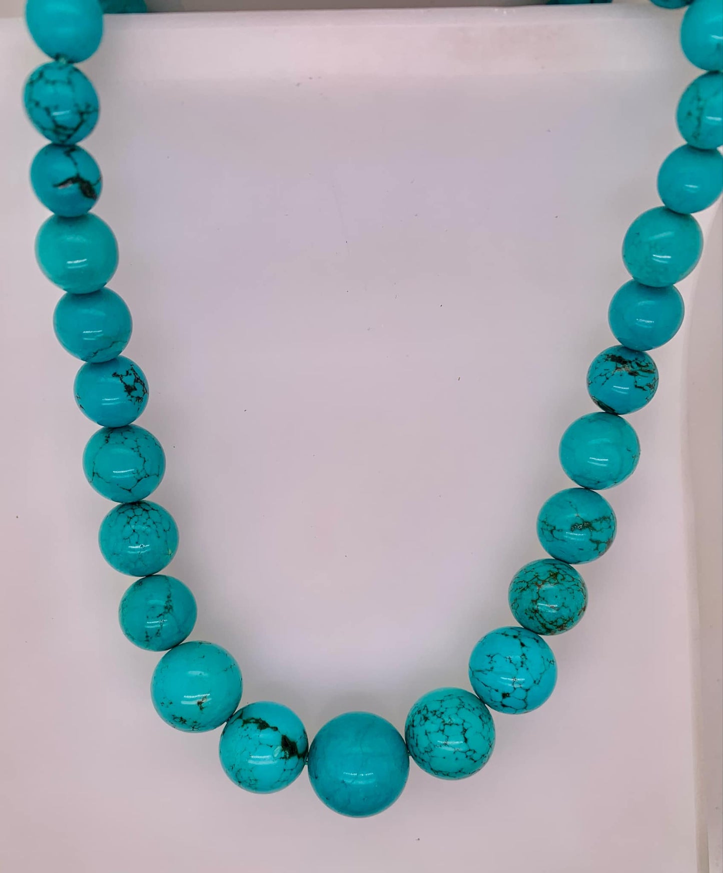 Estate Fashion Turquoise Colored Bead Necklace